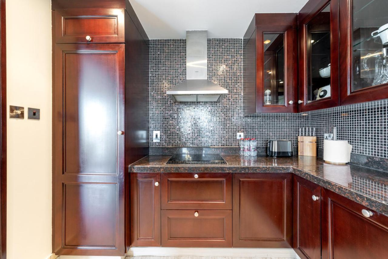 Ultra Luxury Downtown - Full Burj Khalifa View - 5 Min Walk To Dubai Mall! Exterior photo